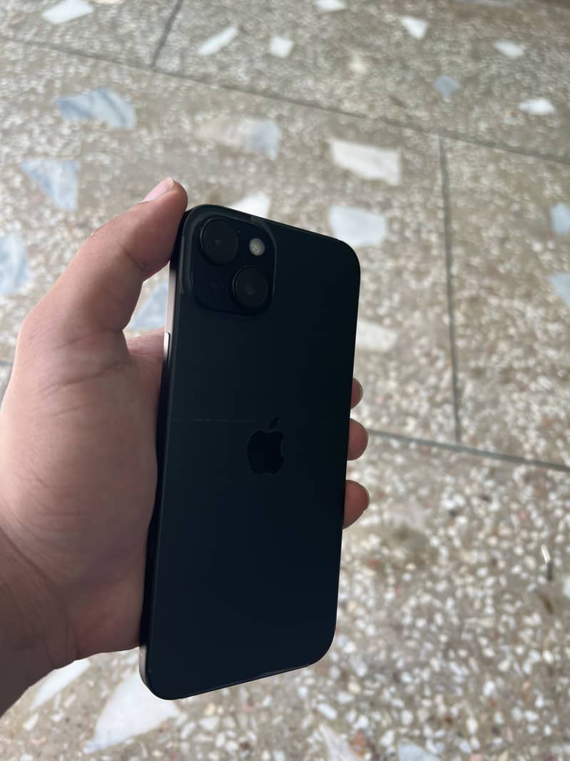 Apple iPhone 15 plus 0