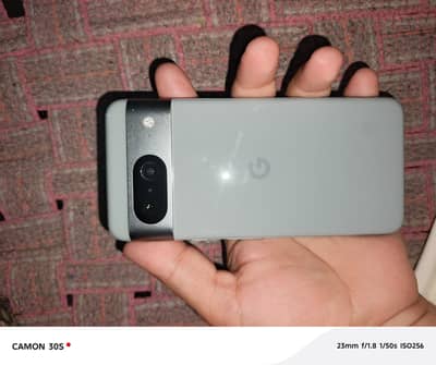Google Pixel 8