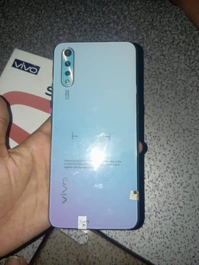 Vivo S1
