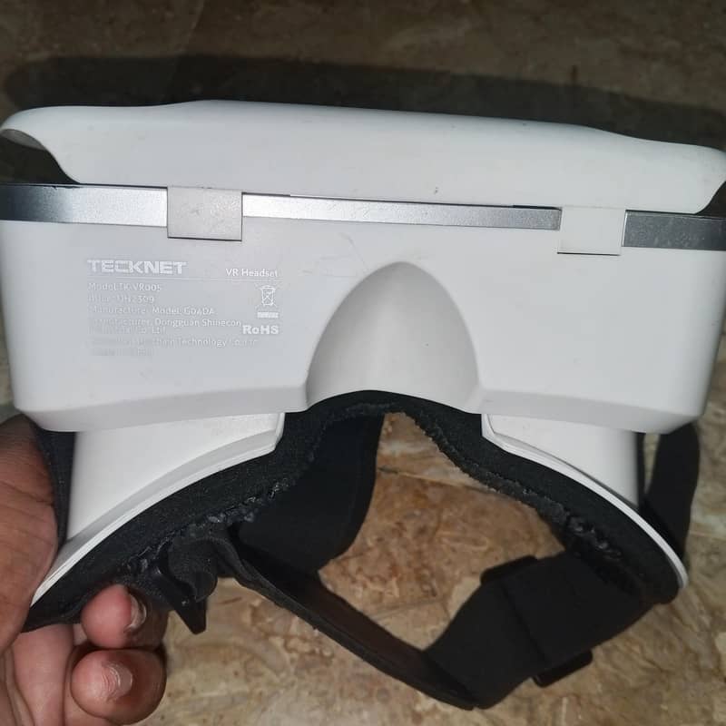 VR Glasses 1