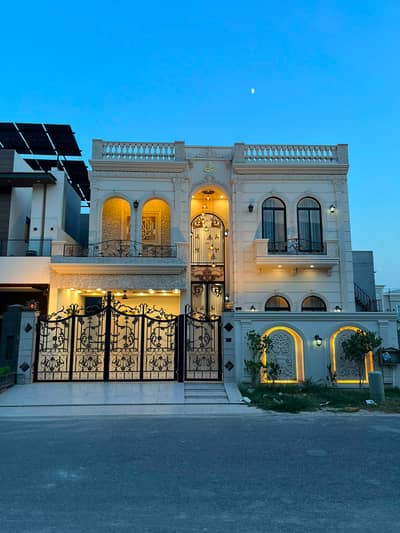 10 Marla Classic Elevation House For Sale Royal Orchard, Multan