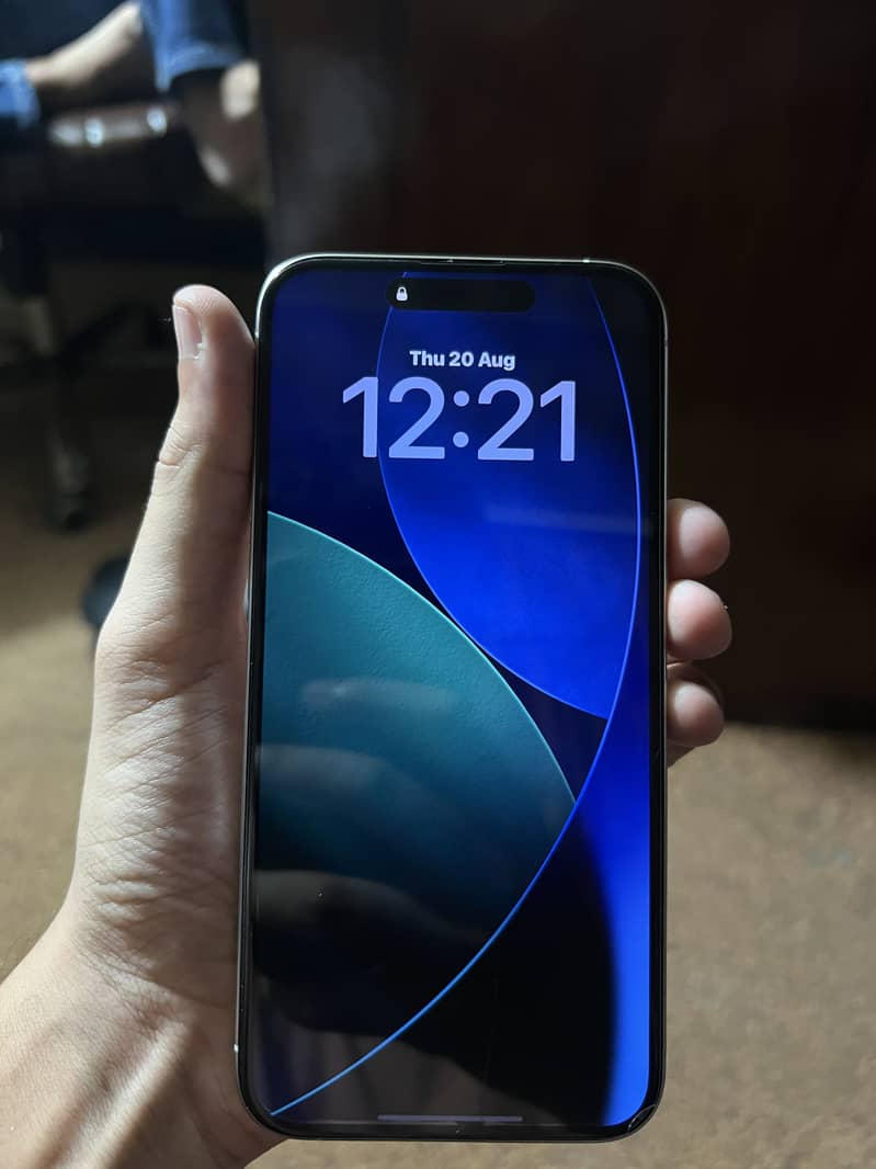 Apple iPhone 15 Pro Max 1