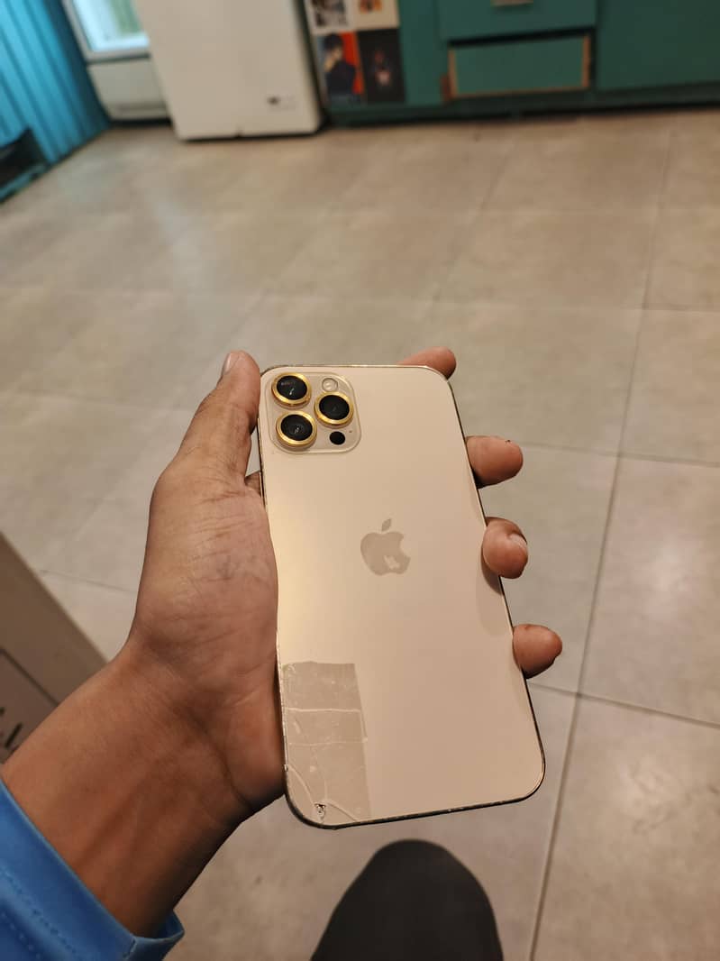Apple iPhone 12 Pro Max 2