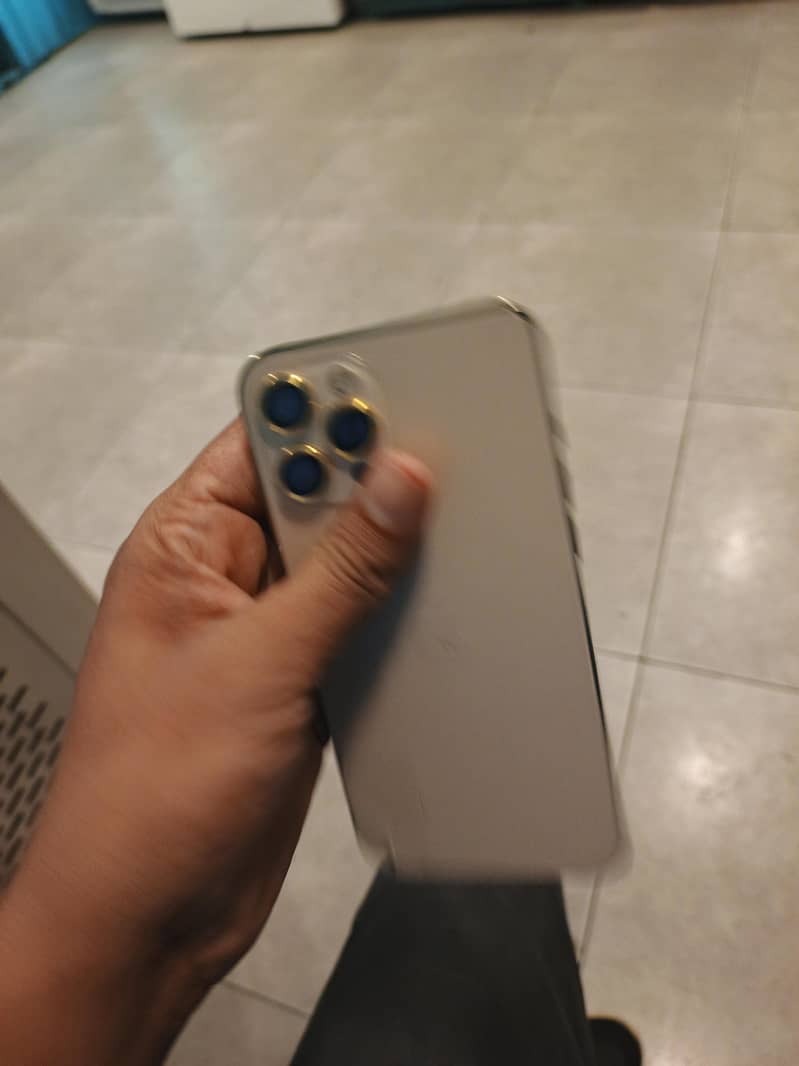 Apple iPhone 12 Pro Max 7