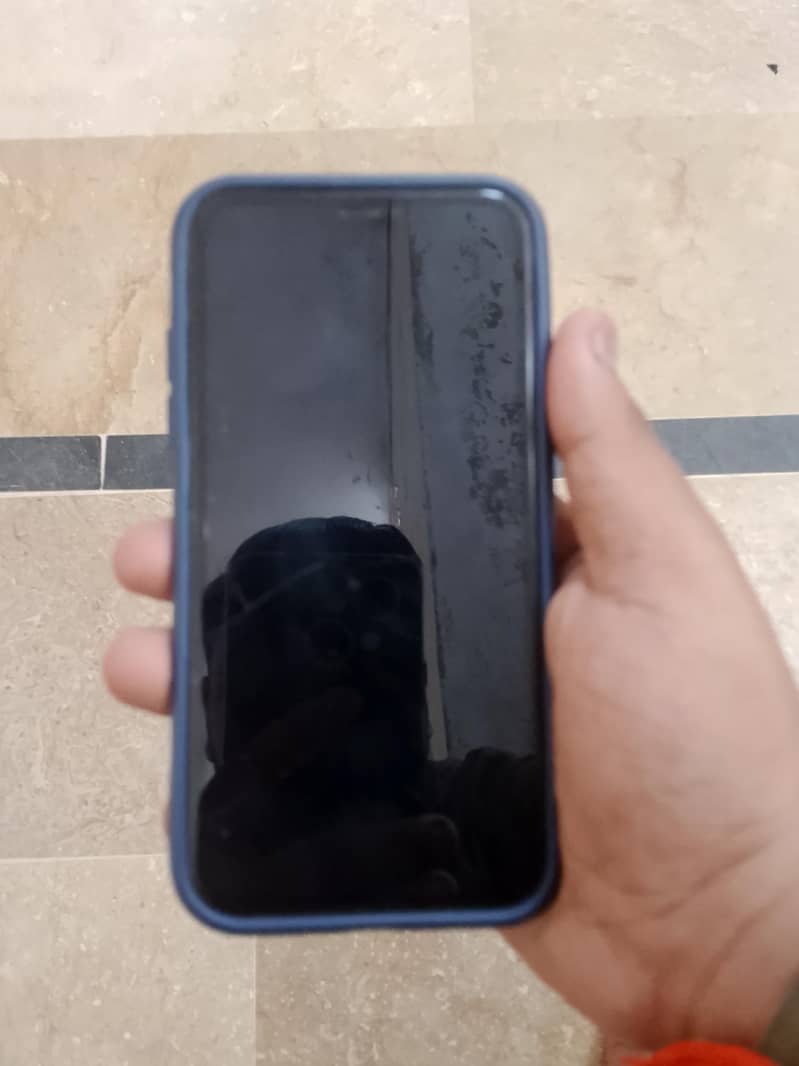 Apple iPhone 11 2