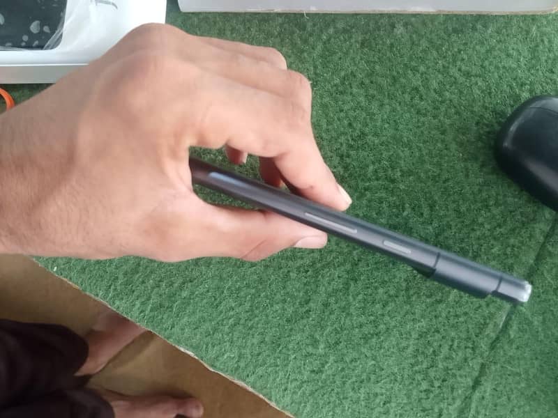 Google Pixel 7 4