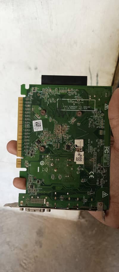 4GB DDR5 128 BIT