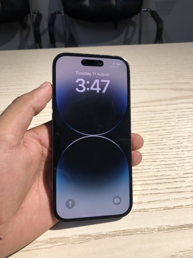 Apple iPhone 14 Pro 1
