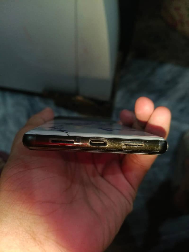 Google Pixel 6 4