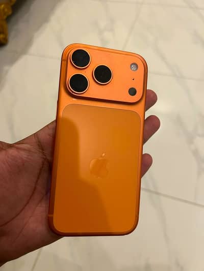 iPhone 17 pro (factory unlock)
