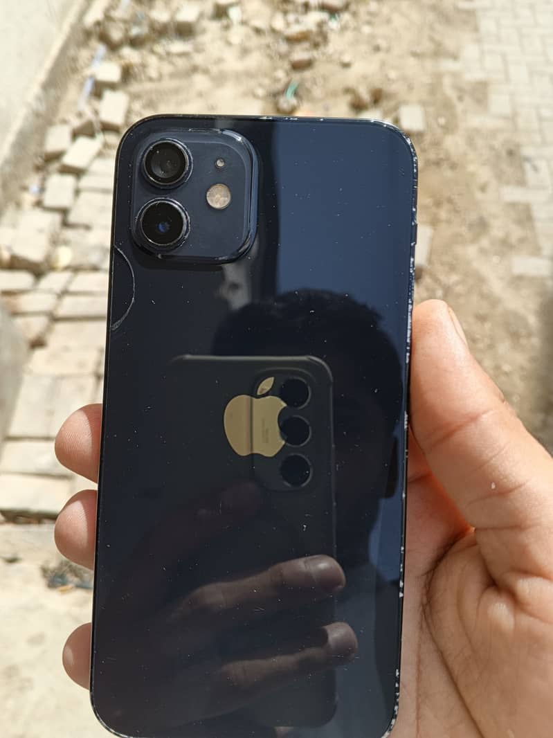 Apple iPhone 12 0