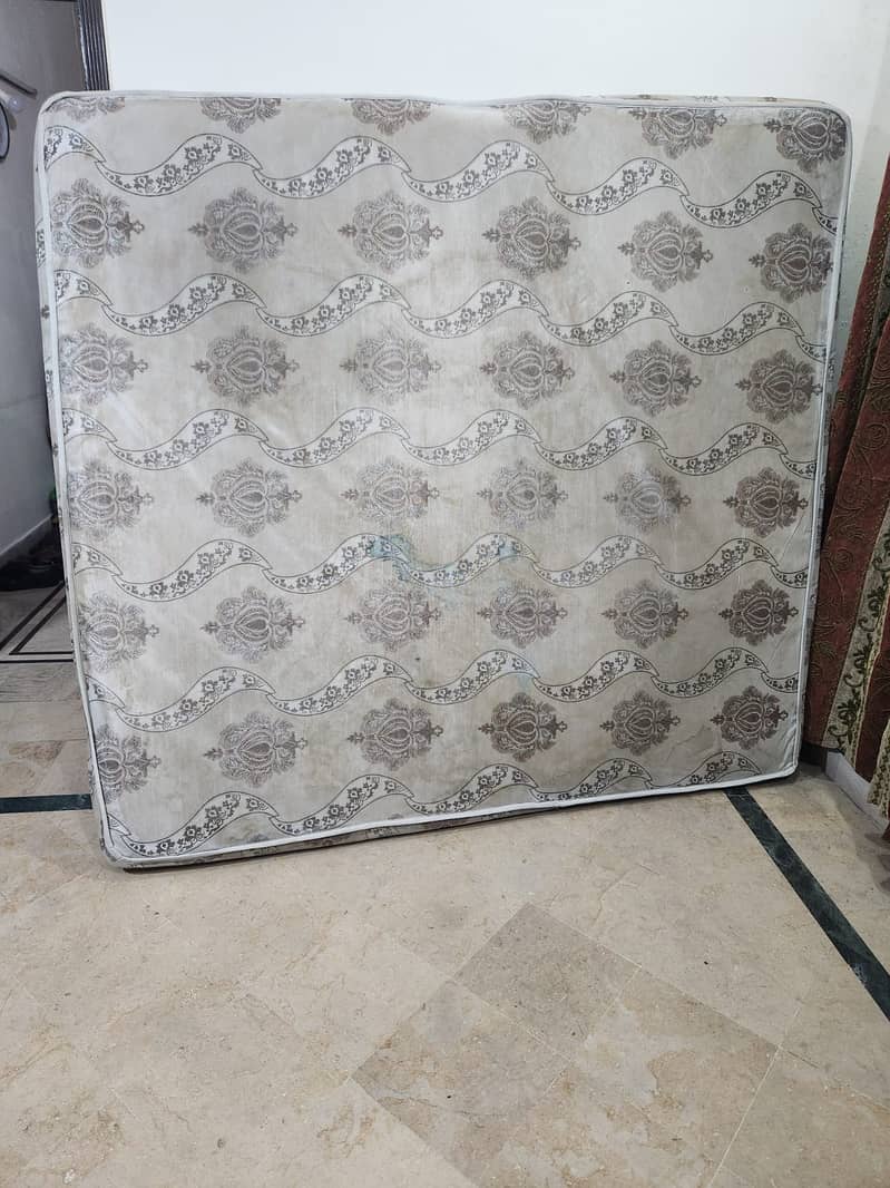 ڈبل بیڈ ہارڈ میڈیکیٹڈ میٹریس 1