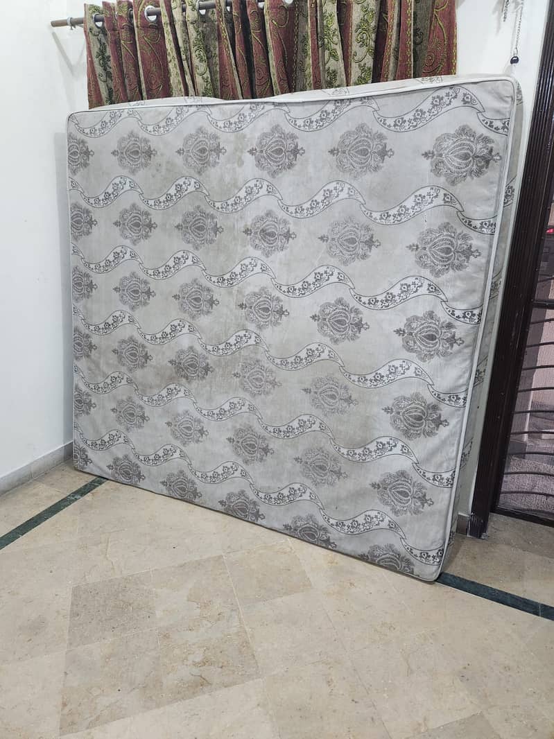 ڈبل بیڈ ہارڈ میڈیکیٹڈ میٹریس 0