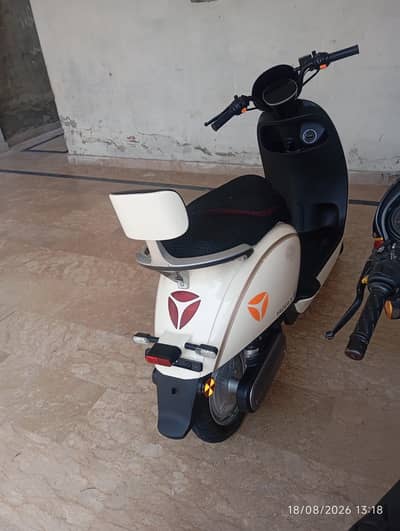 YADEA M3H for sale in good condition
