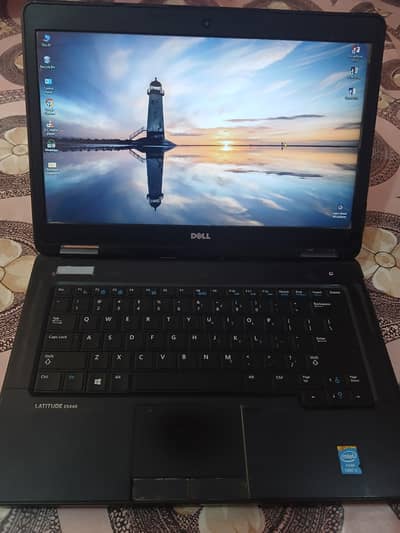 Dell laptop Core i5 4th gen for sale.