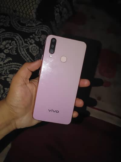 Vivo v17 4/128 Storage