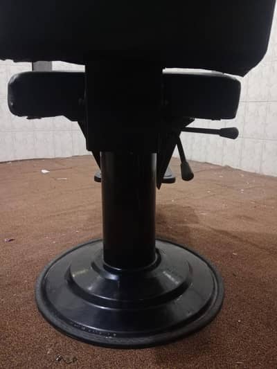 salon chair
