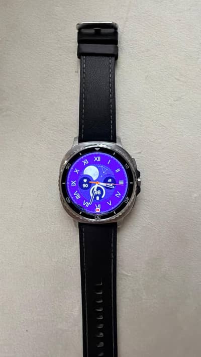 Galaxy Watch8 Classic 46mm — Cracked Glass, 100% Working, 2 Straps