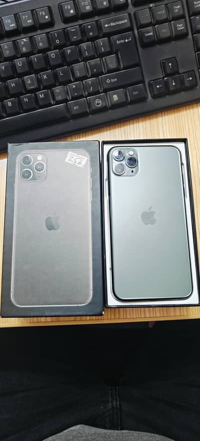 Apple iPhone 11 Pro Max. 256 gb non pta