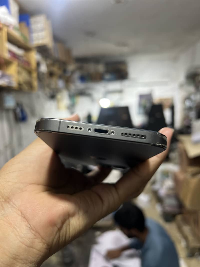 Apple iPhone 12 Pro Max 3