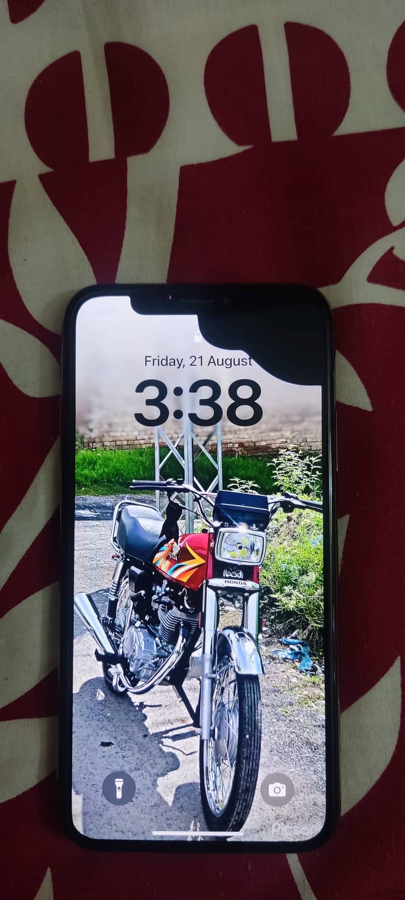 Apple iPhone XS 1