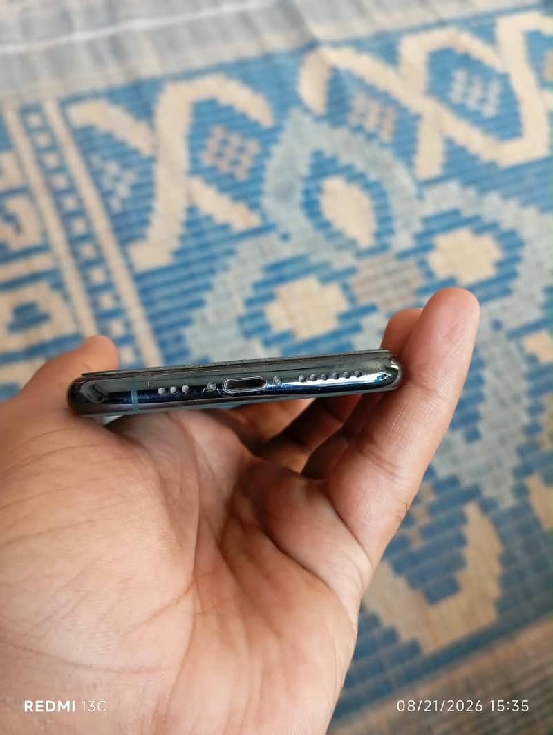 Apple iPhone 11 Pro 5