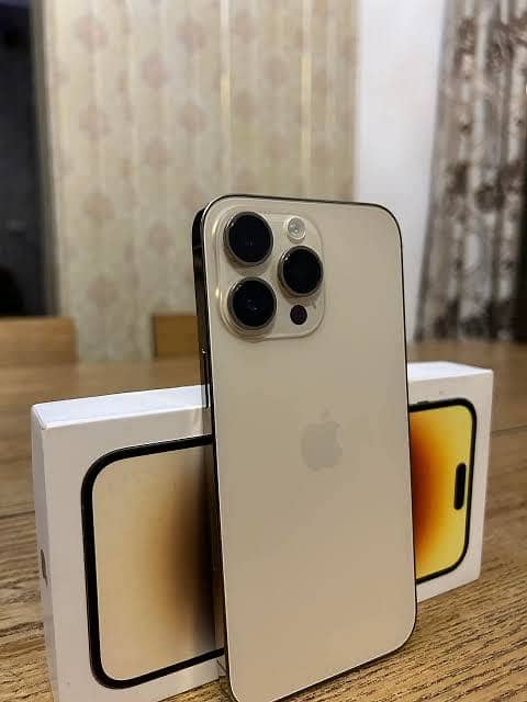 Apple iPhone 14 Pro Max 1