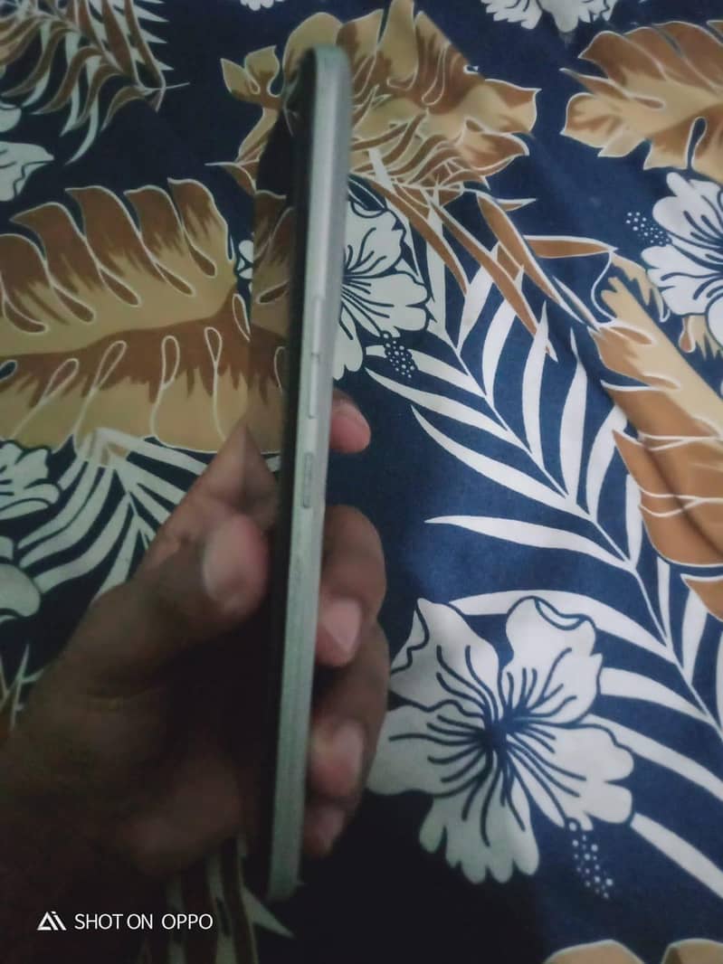 Tecno Spark 8C 2