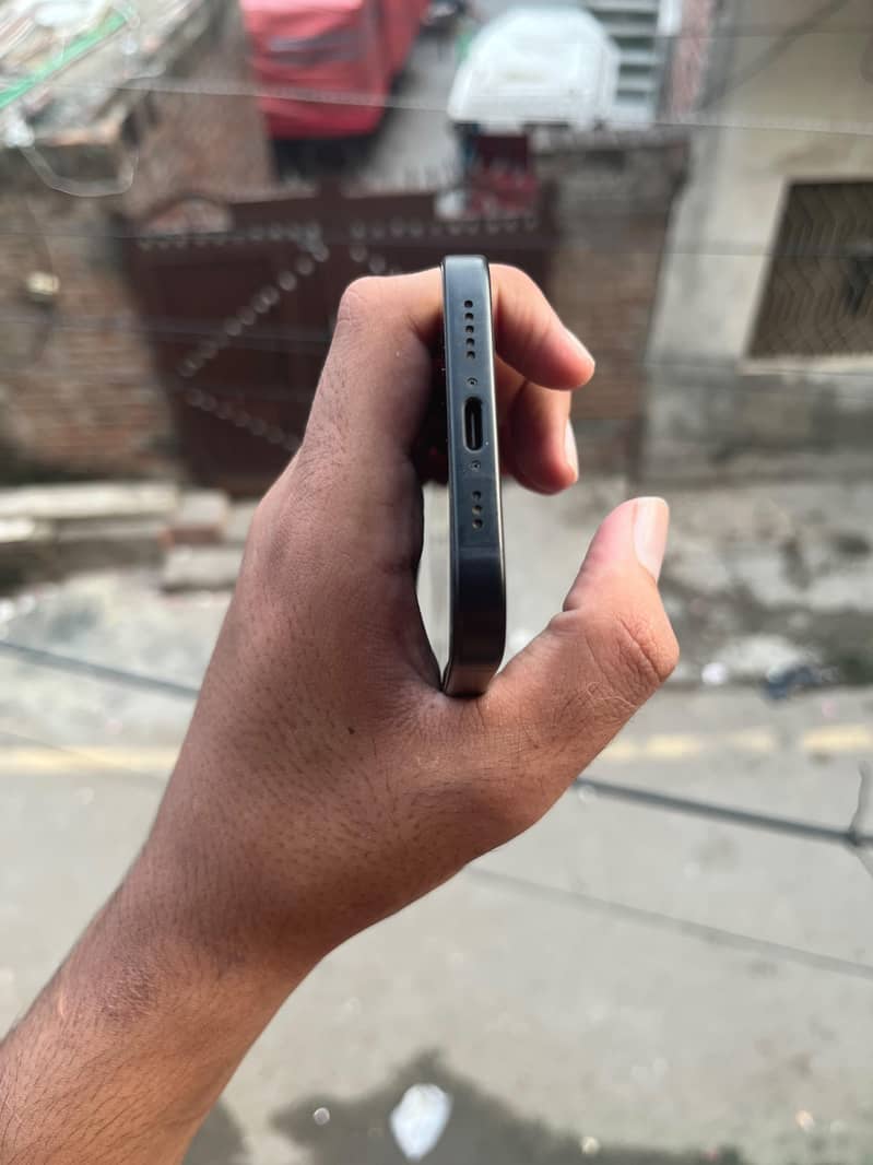 Apple iPhone 15 1