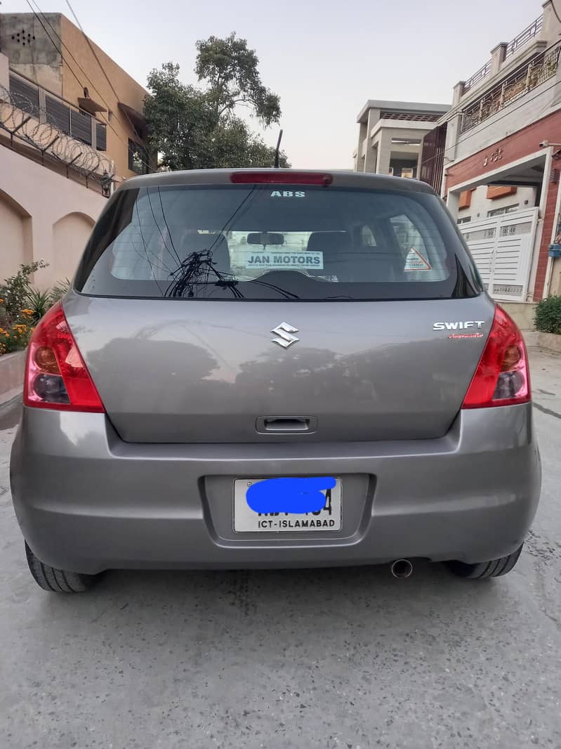 Suzuki Swift 2015 Automatic 1