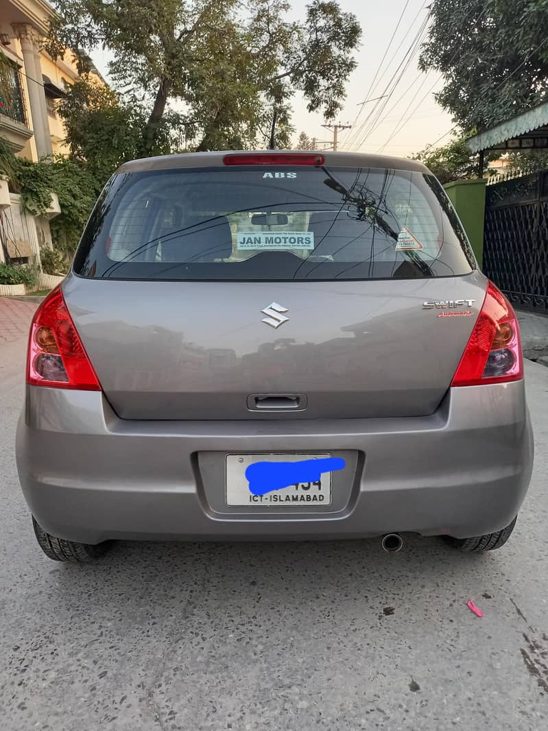 Suzuki Swift 2015 Automatic 3