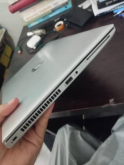 Hp core i5 8 Generation