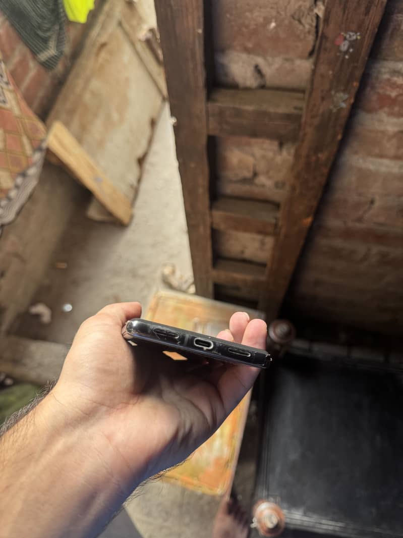 Google Pixel 7 Pro 4