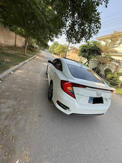 Honda Civic Oriel 2018