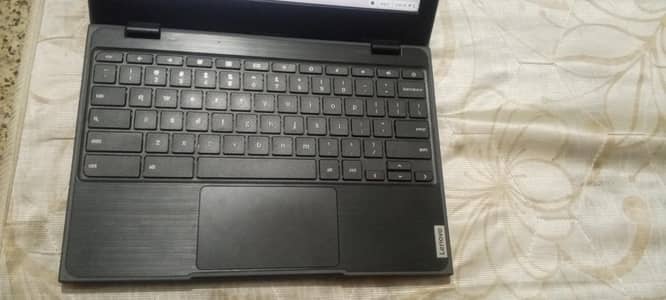 chrome book  100e 03264066521