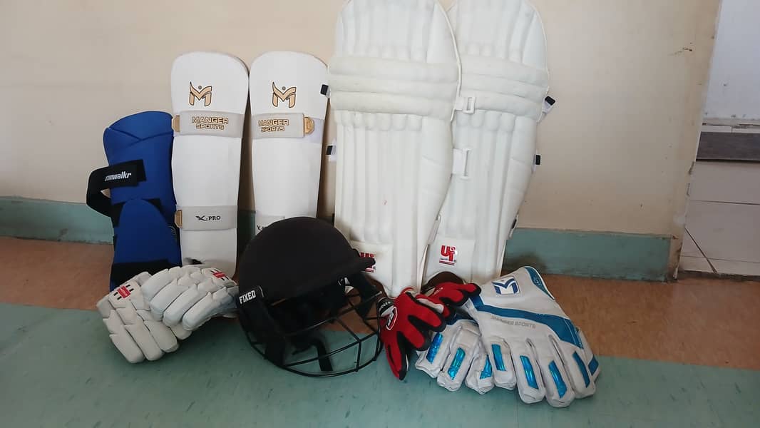 Complete Cricket Kit - Mint Condition 1