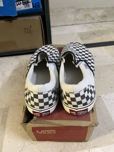 Vans checkerboard size 40