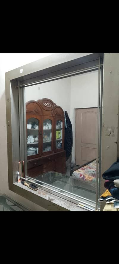 LARGE FULL SIZE WALL MIRROR-GOOD QUALITY