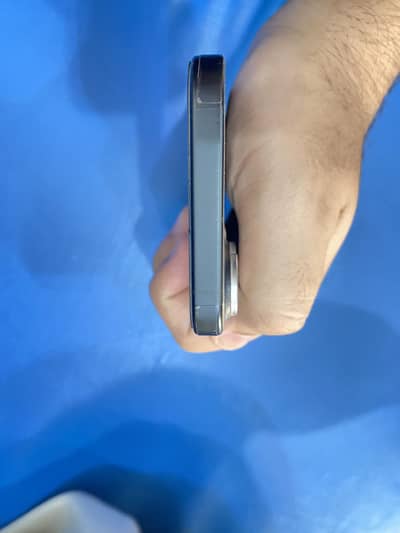 Apple iPhone 16 Jv