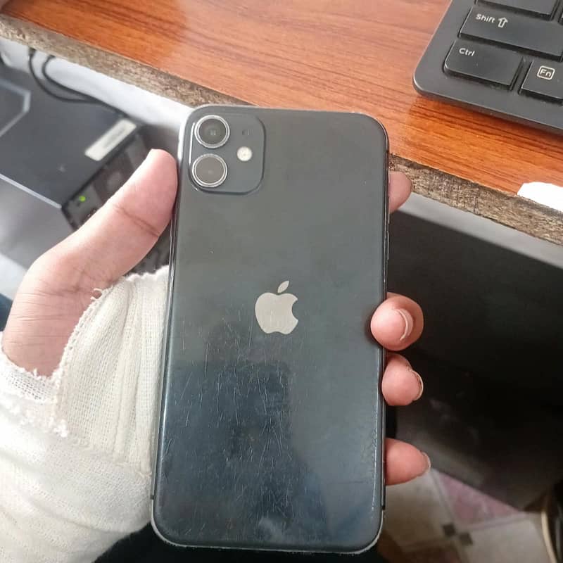 Apple iPhone 11 2