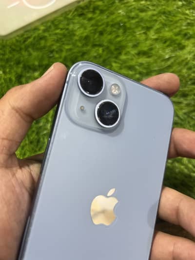 Apple iPhone 14