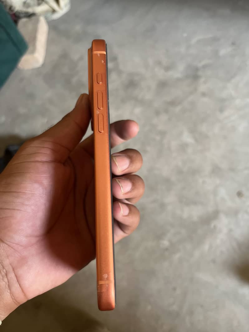 Apple iPhone 17 Pro Max 6