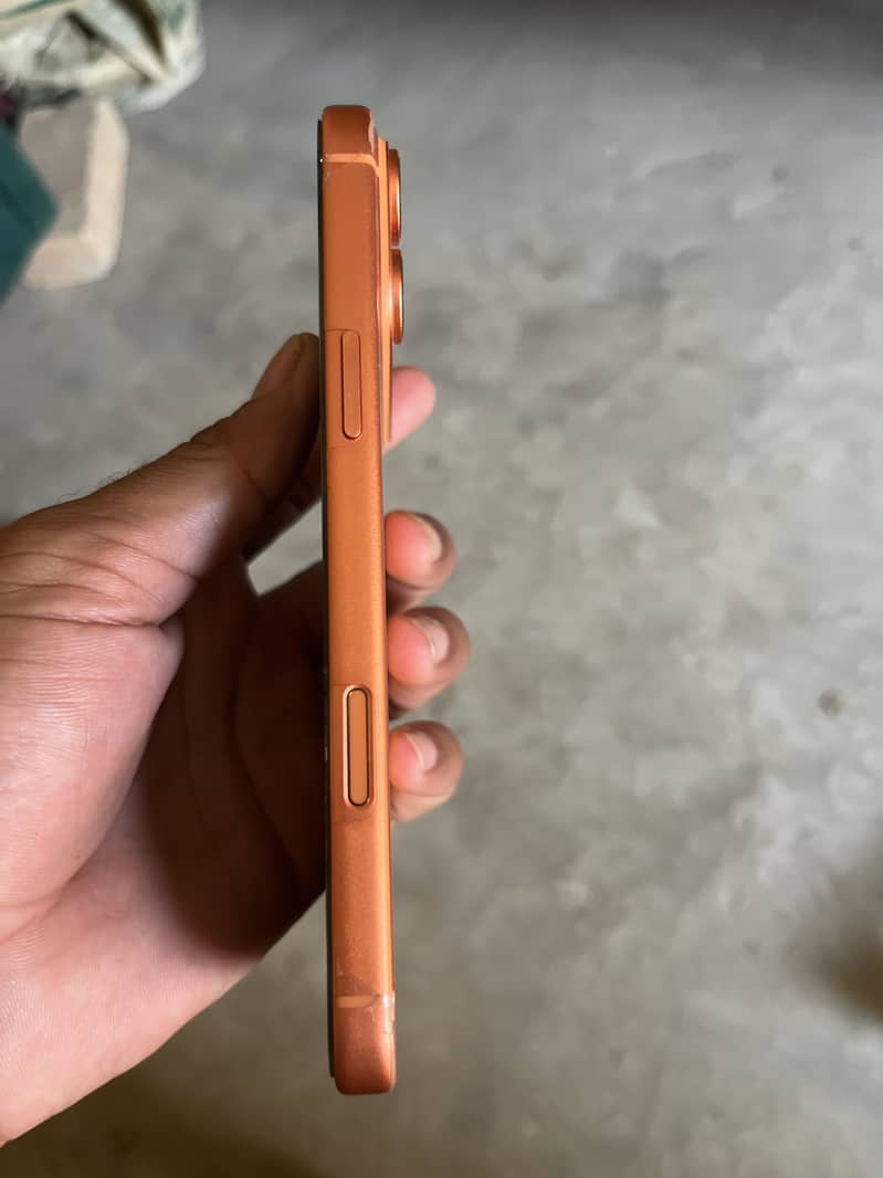 Apple iPhone 17 Pro Max 7