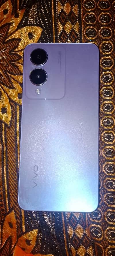 Vivo Y17s