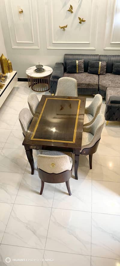 new condition dining