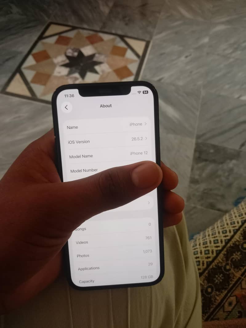 Apple iPhone 12 9