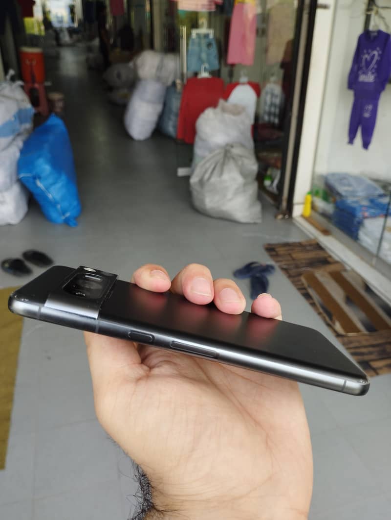 Google Pixel 8 Pro 5