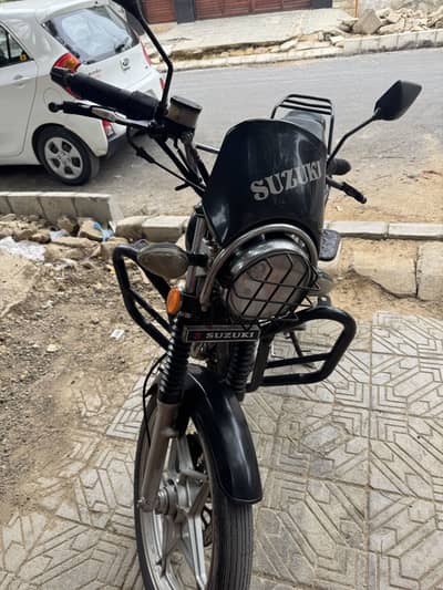 Suzuki || GS 150 SE || Special Edition || 2021
