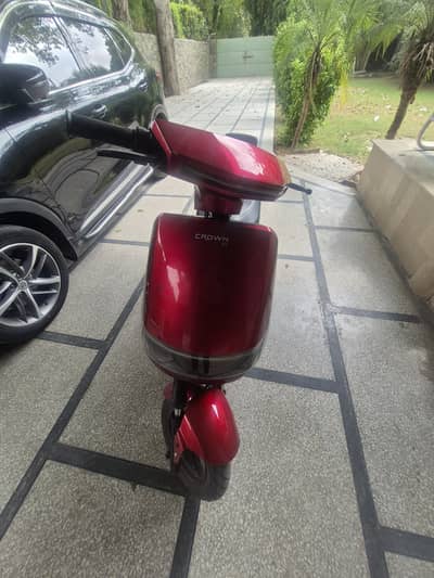 Crown scooty for sale