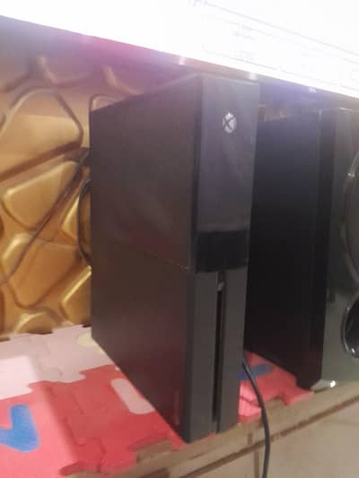Xbox one fat with series s controller